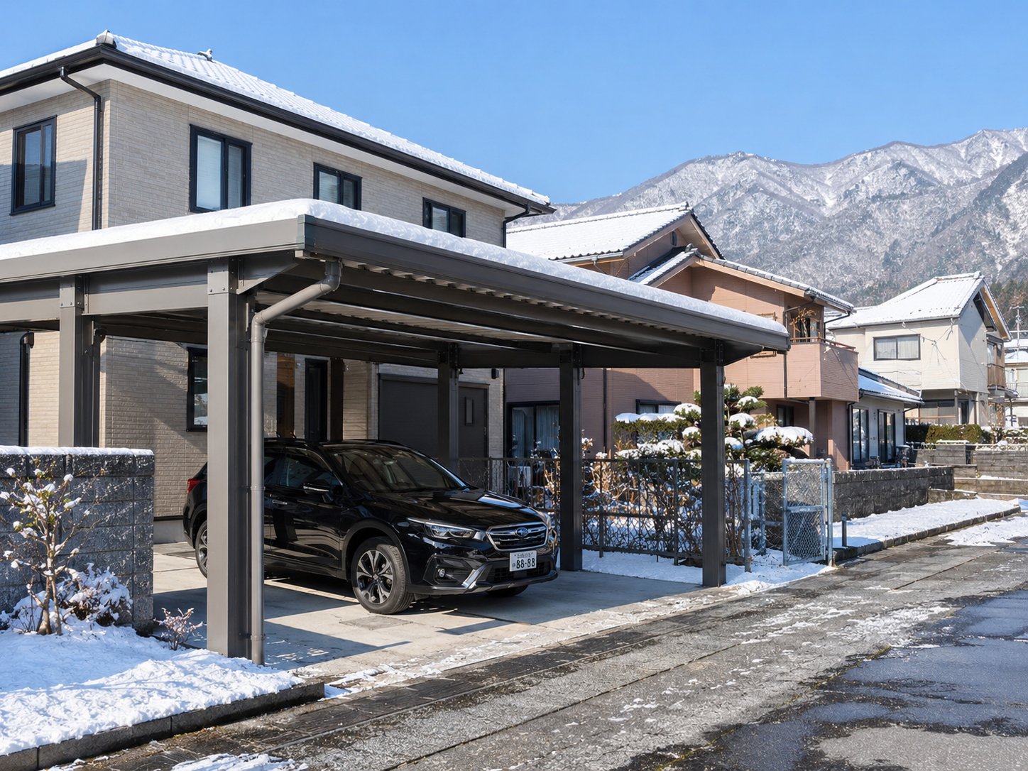 伊賀盆地の冬に対応した耐雪型カーポート施工例（内陸寒冷地の三重）